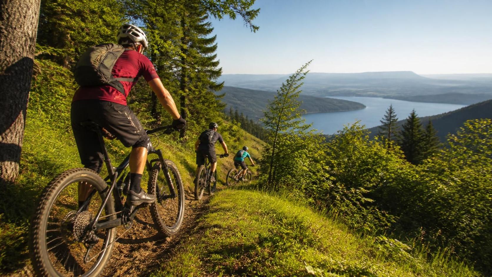 découvrez le guide complet des sorties vtt dans le jura avec un calendrier des randonnées incontournables pour tous les passionnés de vélo tout terrain.