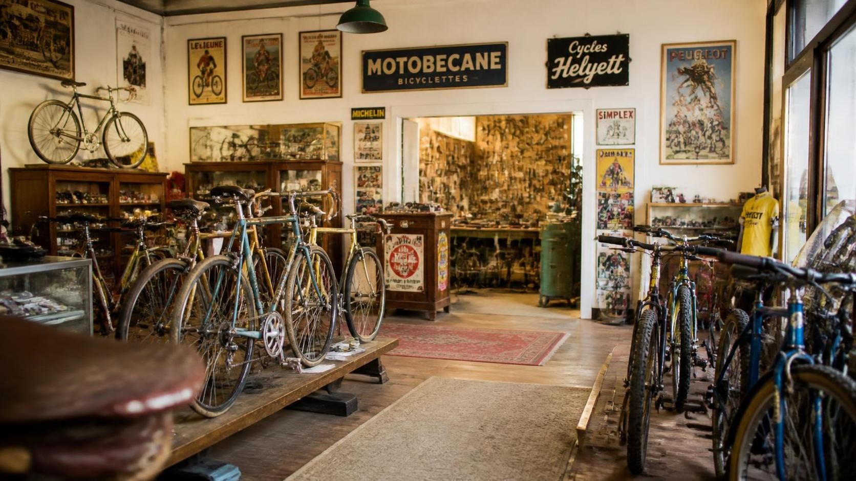 découvrez vélo passion 70, un hommage vibrant au cyclisme d'antan, alliant esprit vintage et émotion pour tous les amateurs de vélo classique.